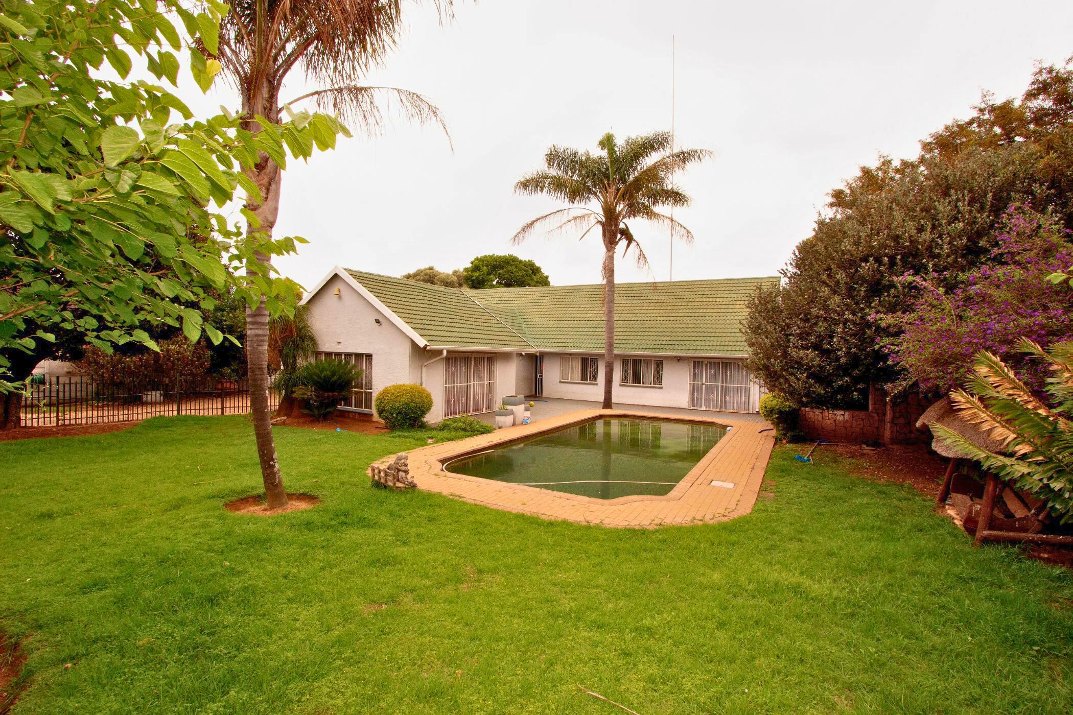 House for sale in Van Riebeeck Park, Kempton Park - KTP1702023