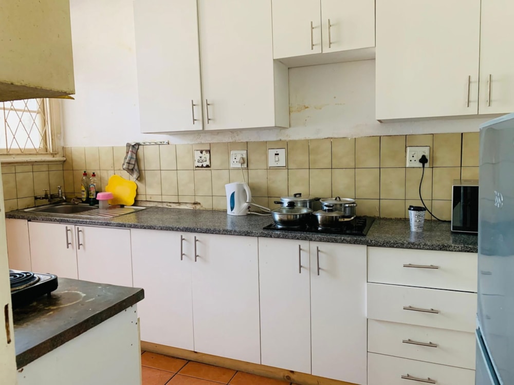 Apartment for sale in Bulwer, Durban - 1DA1702523 Apartment for sale in Bulwer, Durban - 1DA1702523