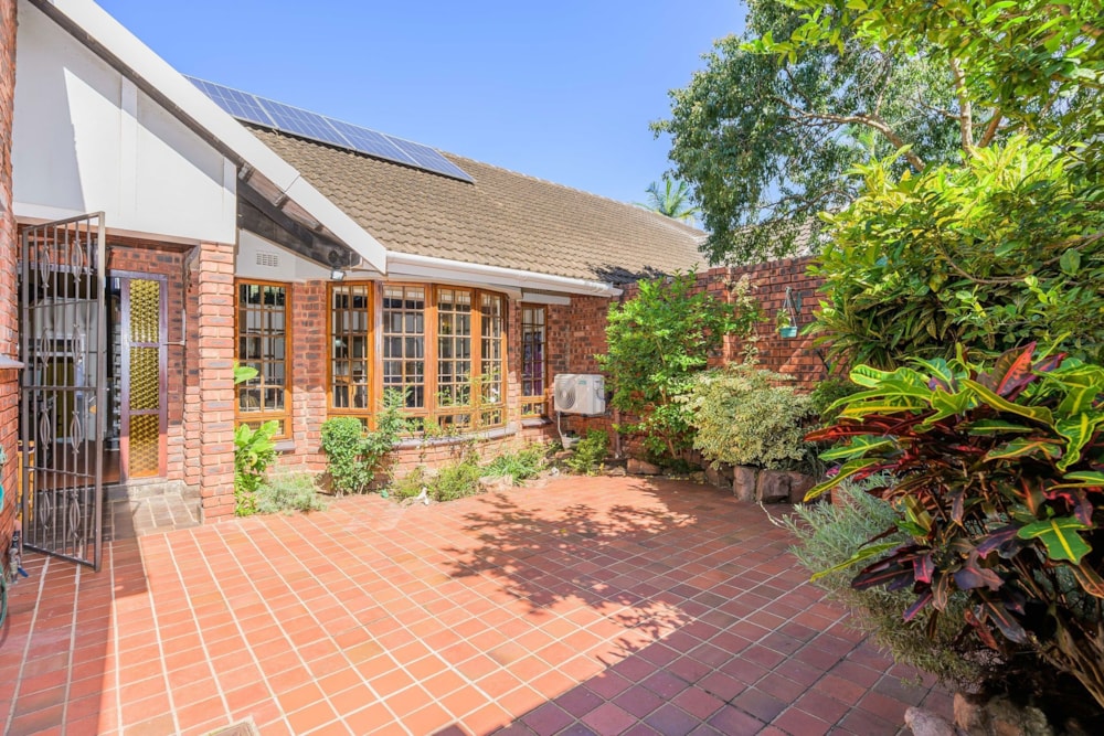 Townhouse for sale in Morningside, Durban - 1DA1701809 Townhouse for sale in Morningside, Durban - 1DA1701809