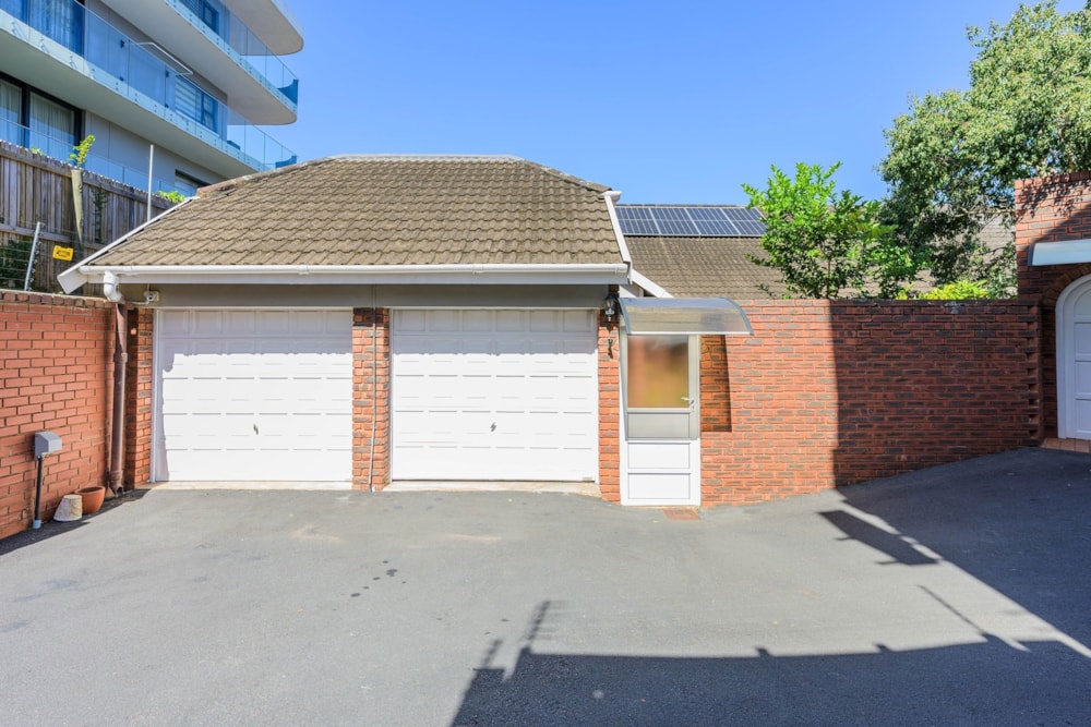 Townhouse for sale in Morningside, Durban - 1DA1701809 Townhouse for sale in Morningside, Durban - 1DA1701809