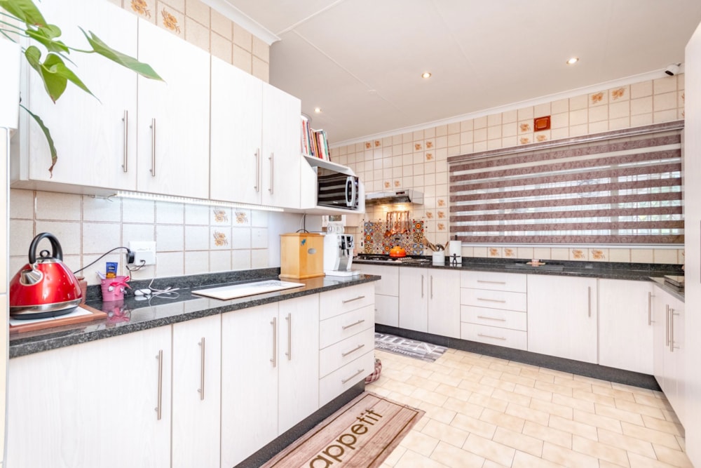 Apartment for sale in Birchleigh - KTP1700554