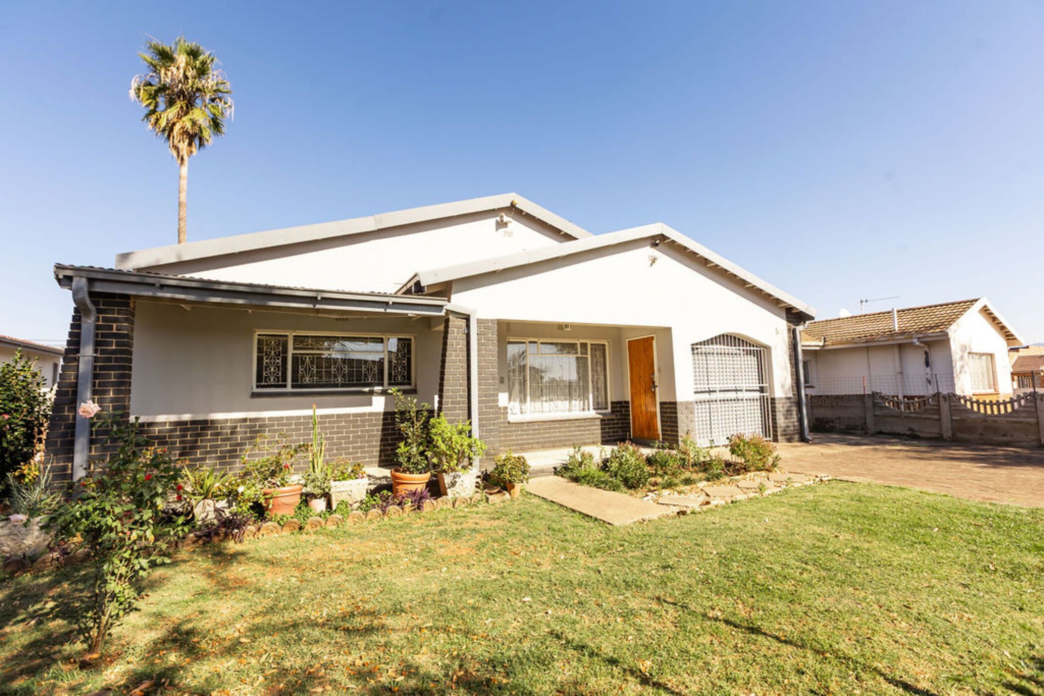 House for sale in Lennoxton - 1NW1701577