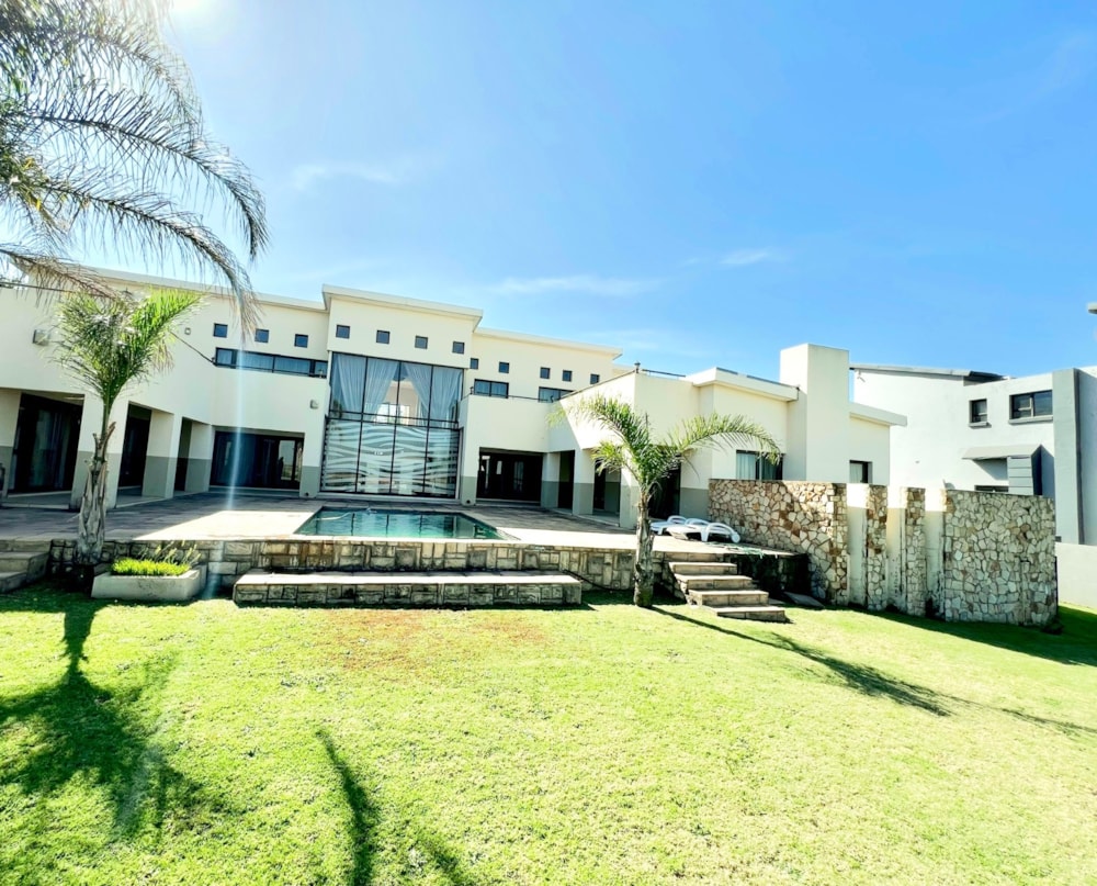 Security estate home for sale in Aquavista Mountain Estate - PRN1700725