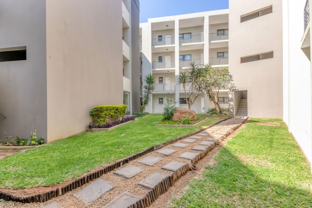 Apartment for sale in North Riding - FW1700995 Apartment for sale in North Riding - FW1700995