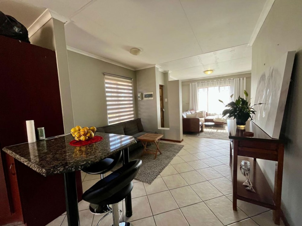 Townhouse for sale in Hillside, Bloemfontein - 1BX1700852 Townhouse for sale in Hillside, Bloemfontein - 1BX1700852