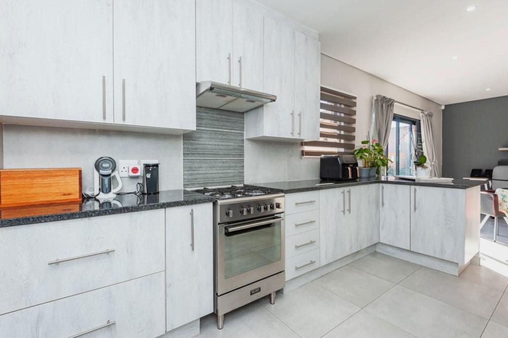 Single-storey cluster sold in New Redruth - 1GV1702159 Single-storey cluster sold in New Redruth - 1GV1702159