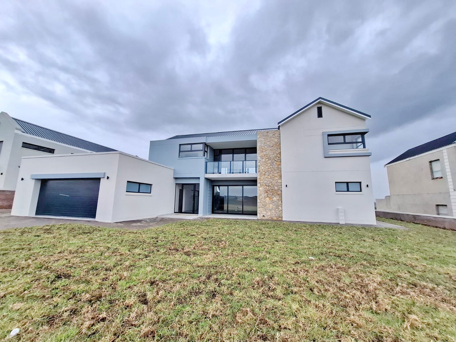 Double-storey house let in Renosterbos Estate - 1MB1699358