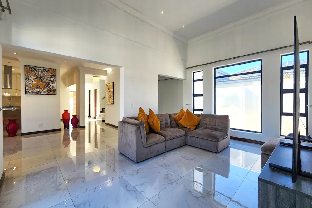 Double-storey house for sale in Parklands North - 1TV1754084 Double-storey house for sale in Parklands North - 1TV1754084