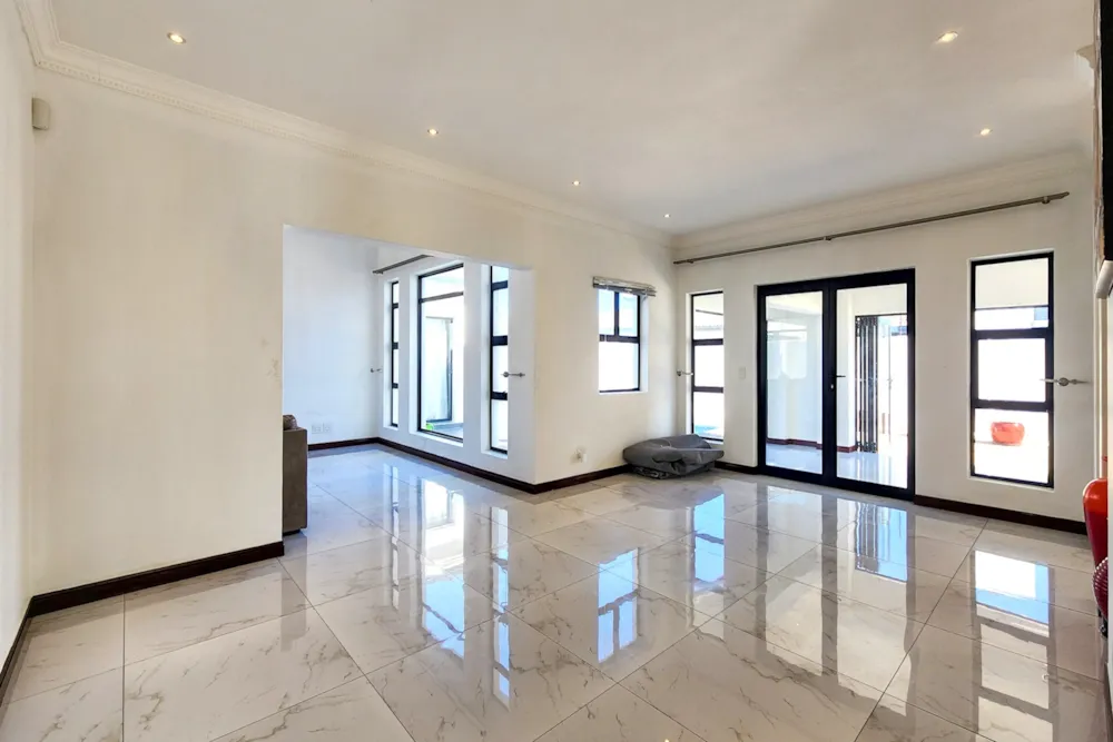 Double-storey house for sale in Parklands North - 1TV1754084 Double-storey house for sale in Parklands North - 1TV1754084