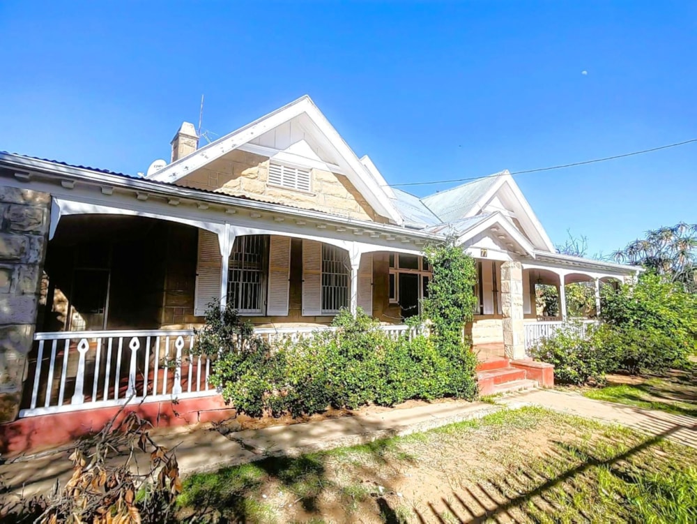 House sold in Oudtshoorn - 1OU1614537 House sold in Oudtshoorn - 1OU1614537