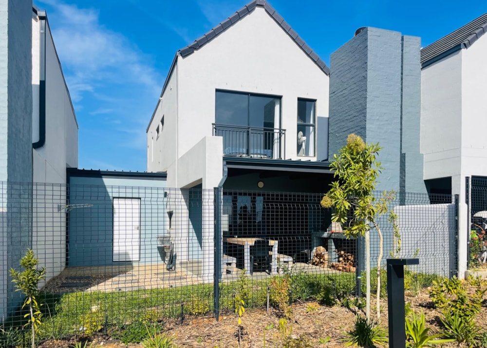 Townhouse to rent in Stellenbosch - STL1729039