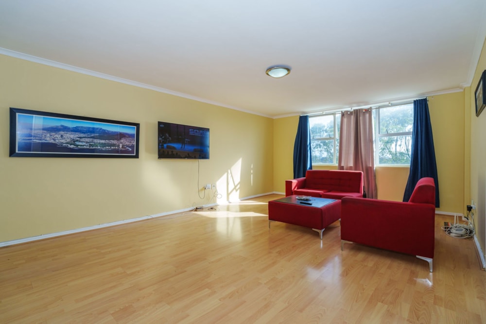 Apartment for sale in Wynberg, Cape Town - KW1700241