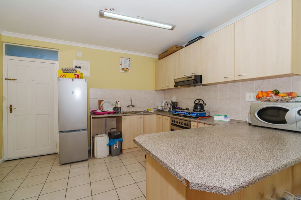 Apartment for sale in Wynberg, Cape Town - KW1700241