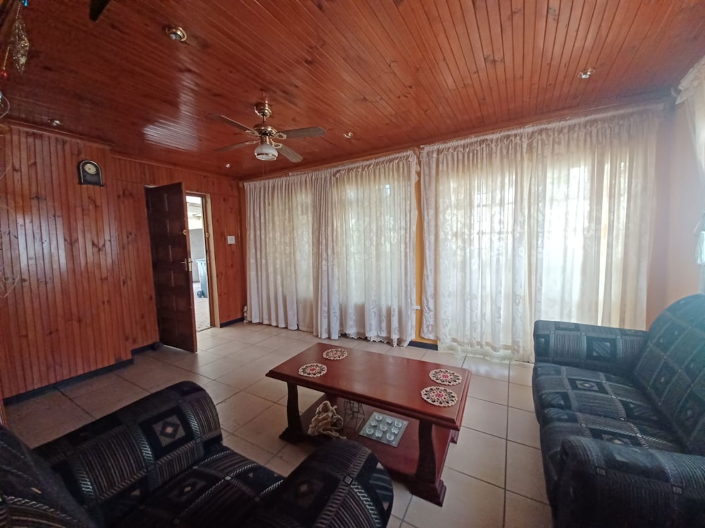 House sold in Woodlands, Mitchells Plain - 1MN1700915 House sold in Woodlands, Mitchells Plain - 1MN1700915