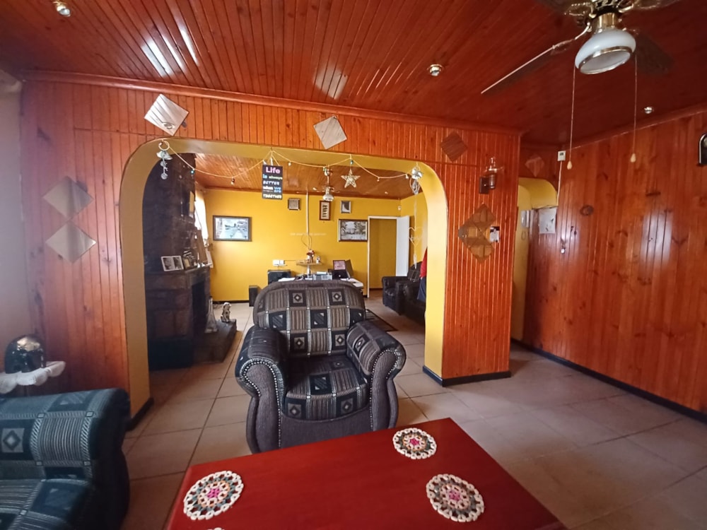 House sold in Woodlands, Mitchells Plain - 1MN1700915 House sold in Woodlands, Mitchells Plain - 1MN1700915