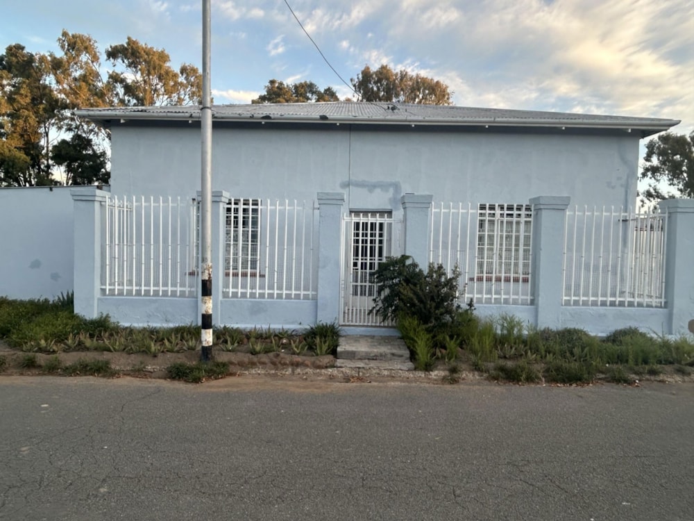 House sold in Richmond, Northern Cape - 1KK1699899