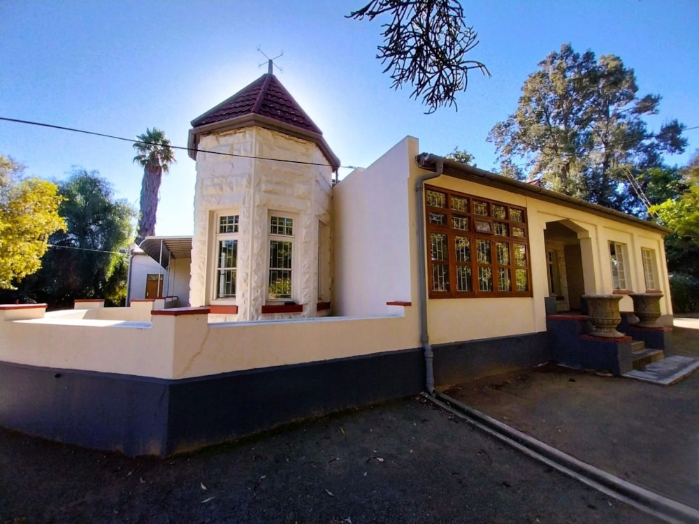 House for sale in Oudtshoorn North - 1OU1701320