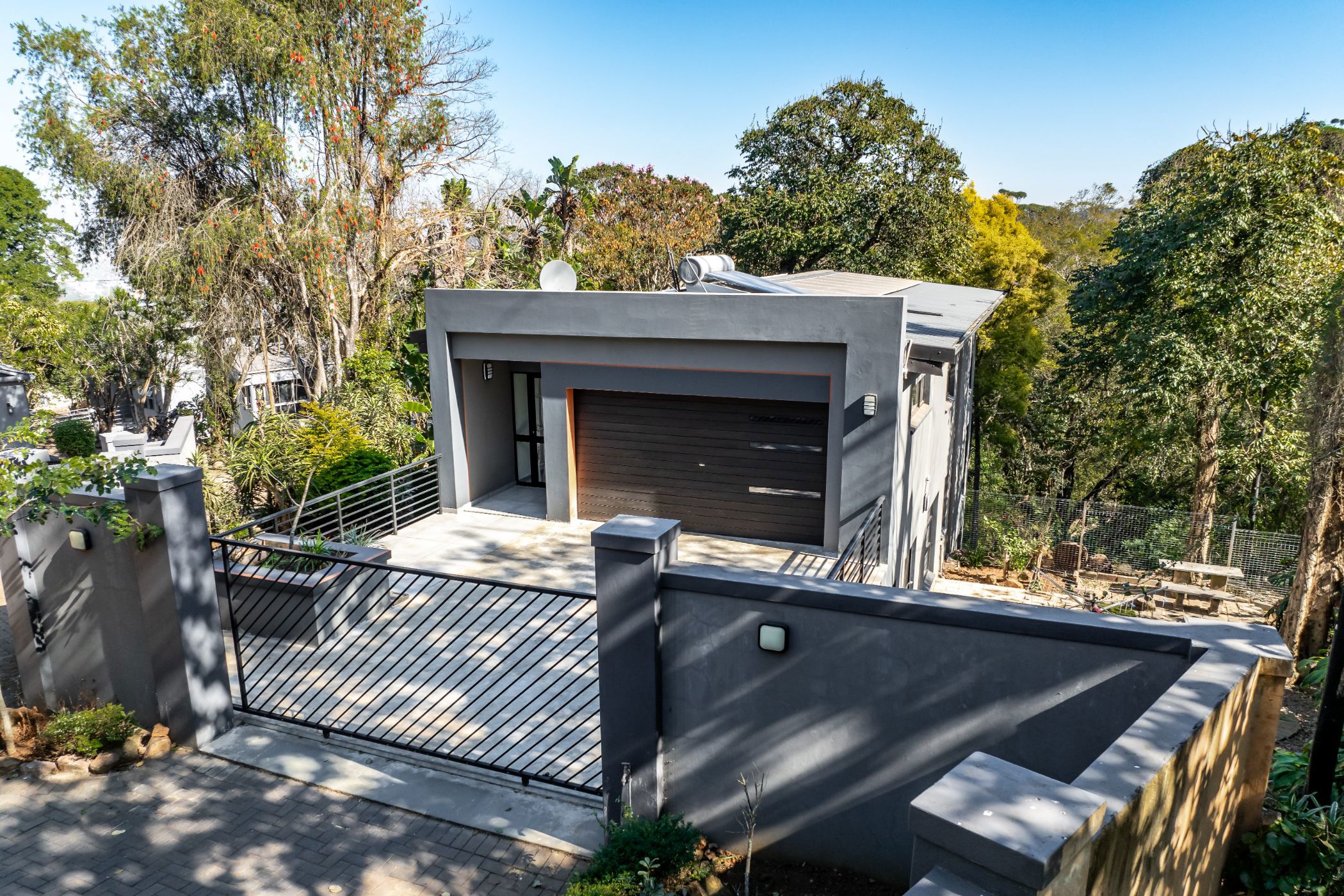 House for sale in Kloof - 1KF1734040