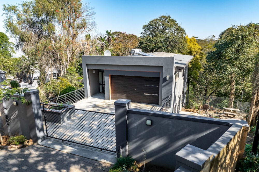 House for sale in Kloof - 1KF1734040