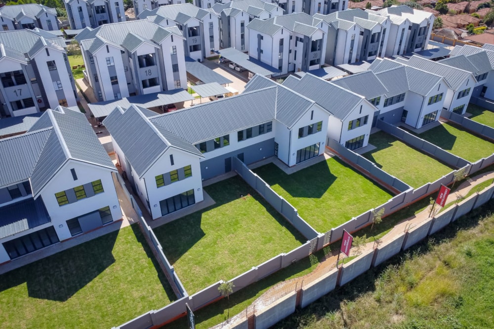 Security estate home for sale in Pinehaven - 1KR1699942 Security estate home for sale in Pinehaven - 1KR1699942