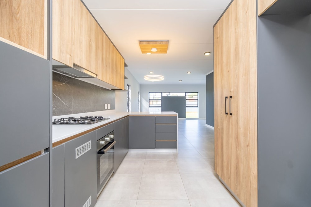 Security estate home for sale in Pinehaven - 1KR1699942 Security estate home for sale in Pinehaven - 1KR1699942