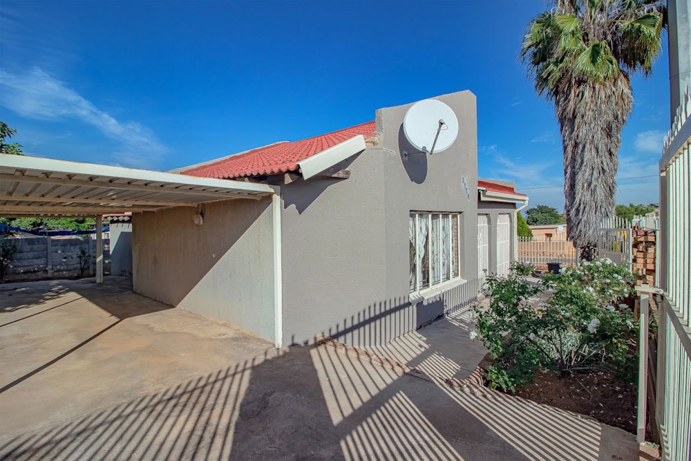 House for sale in Soshanguve M - PTM1689143