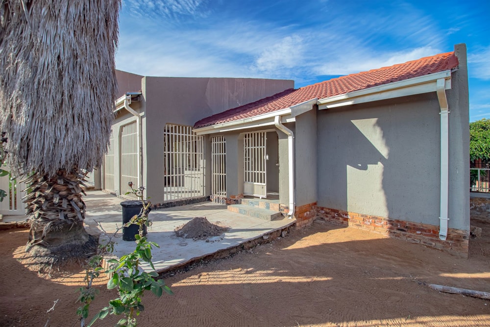 House for sale in Soshanguve M - PTM1689143 House for sale in Soshanguve M - PTM1689143