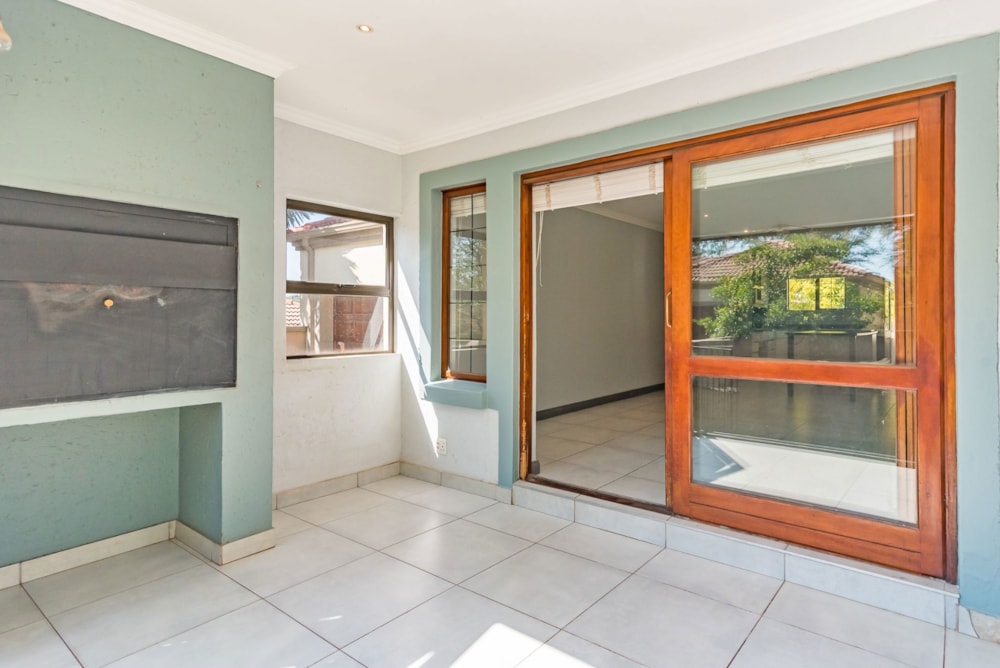 Townhouse sold in Homes Haven - 1KR1700775 Townhouse sold in Homes Haven - 1KR1700775