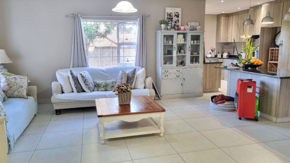 House for sale in Hilton, KwaZulu-Natal - 1PM1701759 House for sale in Hilton, KwaZulu-Natal - 1PM1701759