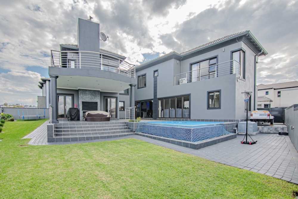 Golf estate house for sale in Blue Valley Golf Estate - CN1697667 Golf estate house for sale in Blue Valley Golf Estate - CN1697667