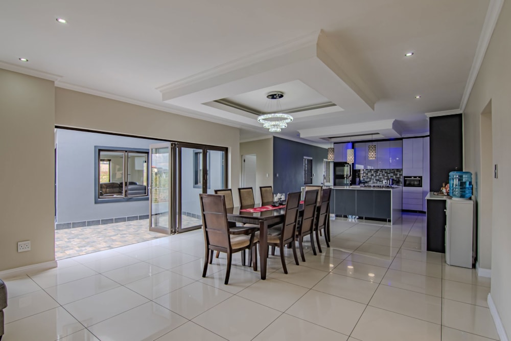 Golf estate house for sale in Blue Valley Golf Estate - CN1697667 Golf estate house for sale in Blue Valley Golf Estate - CN1697667