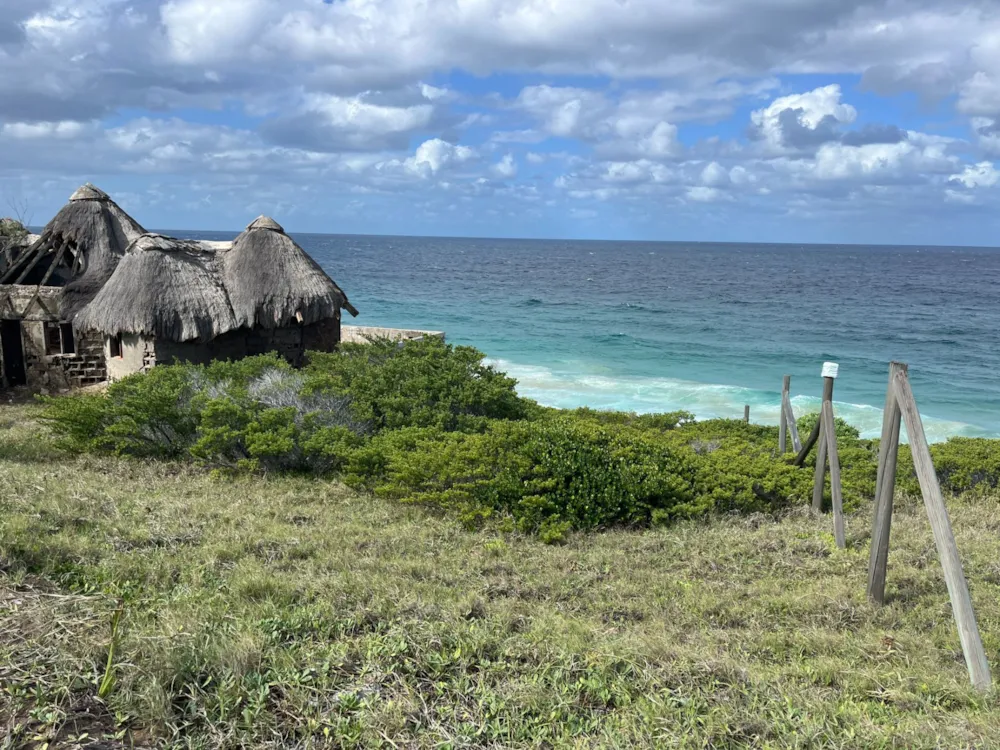 House for sale in Tofo, Mozambique - 3MQ1699275 House for sale in Tofo, Mozambique - 3MQ1699275
