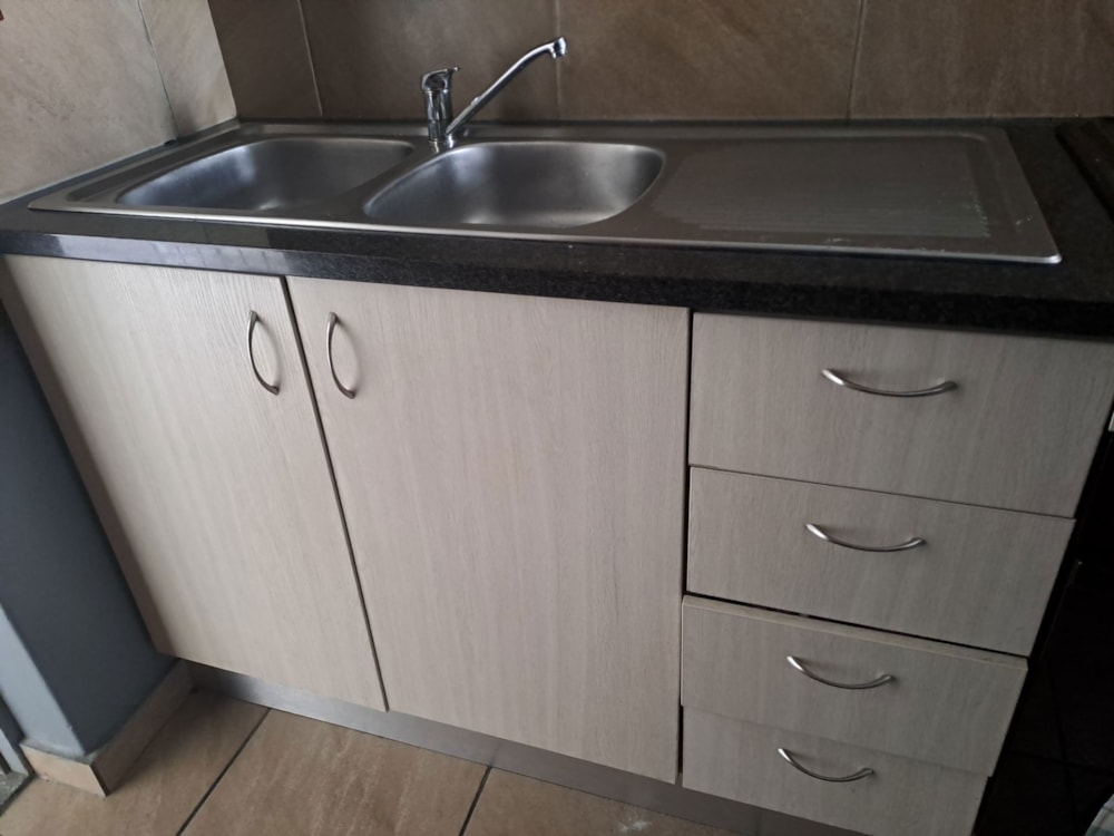 Apartment let in Scottsdene - 1KV1714179