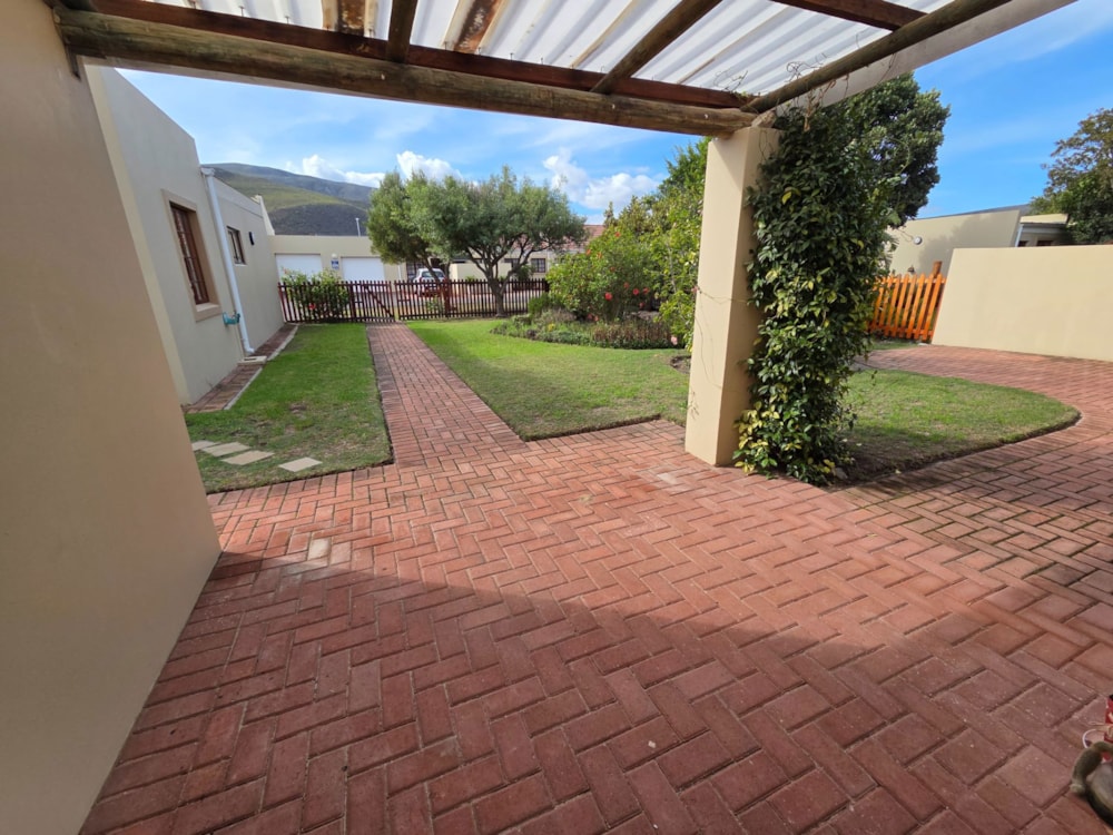 House to rent in Sandbaai - ONL1743506