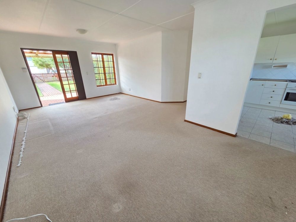 House let in Sandbaai - ONL1694343 House let in Sandbaai - ONL1694343