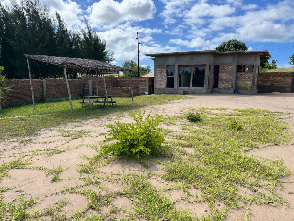 House for sale in Inhambane, Inhambane, Mozambique - 3MQ1696058