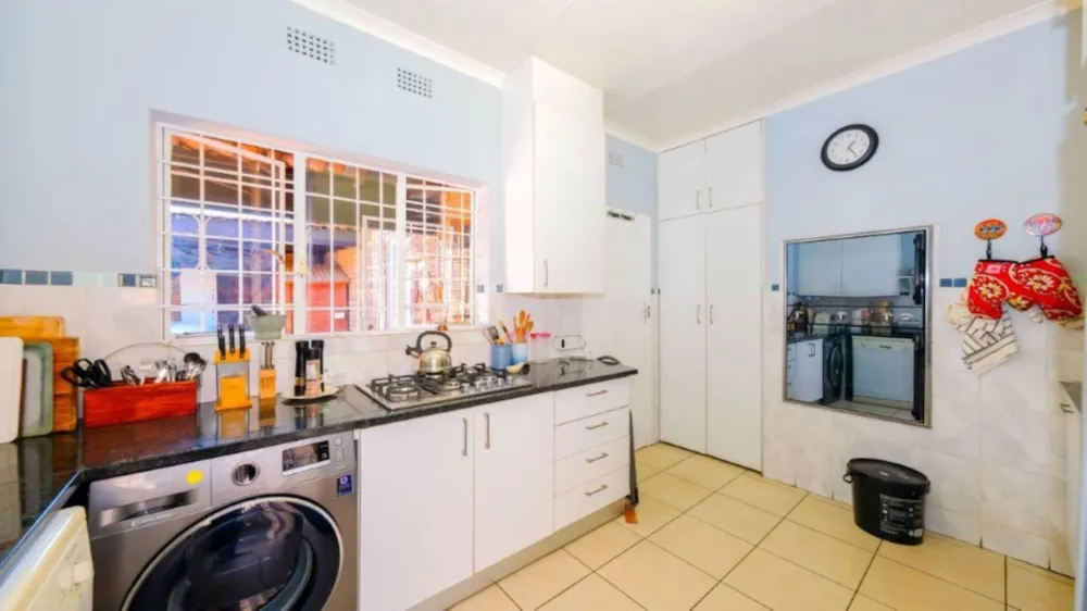 Townhouse let in Gallo Manor - JBL1718151 Townhouse let in Gallo Manor - JBL1718151