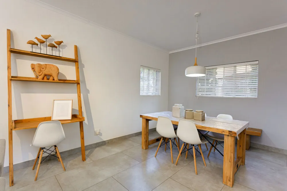 Apartment sold in Riviera (JHB) - HP1701756 Apartment sold in Riviera (JHB) - HP1701756