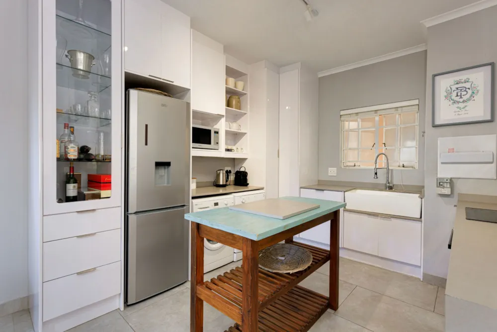 Apartment sold in Riviera (JHB) - HP1701756 Apartment sold in Riviera (JHB) - HP1701756