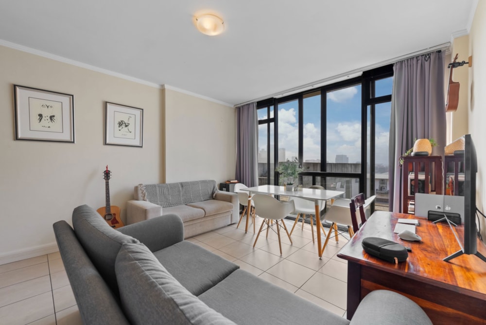 Apartment for sale in Cape Town Central - AS1702614 Apartment for sale in Cape Town Central - AS1702614
