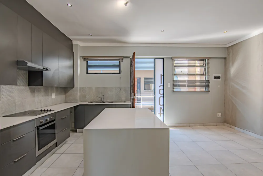 Apartment for sale in Brooklyn, Pretoria East - PT1698473