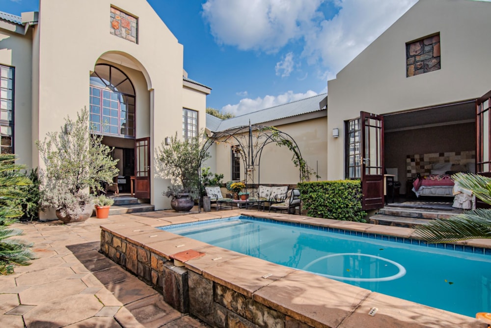 Security estate home sold in Heritage Hill Estates - CN1698736 Security estate home sold in Heritage Hill Estates - CN1698736