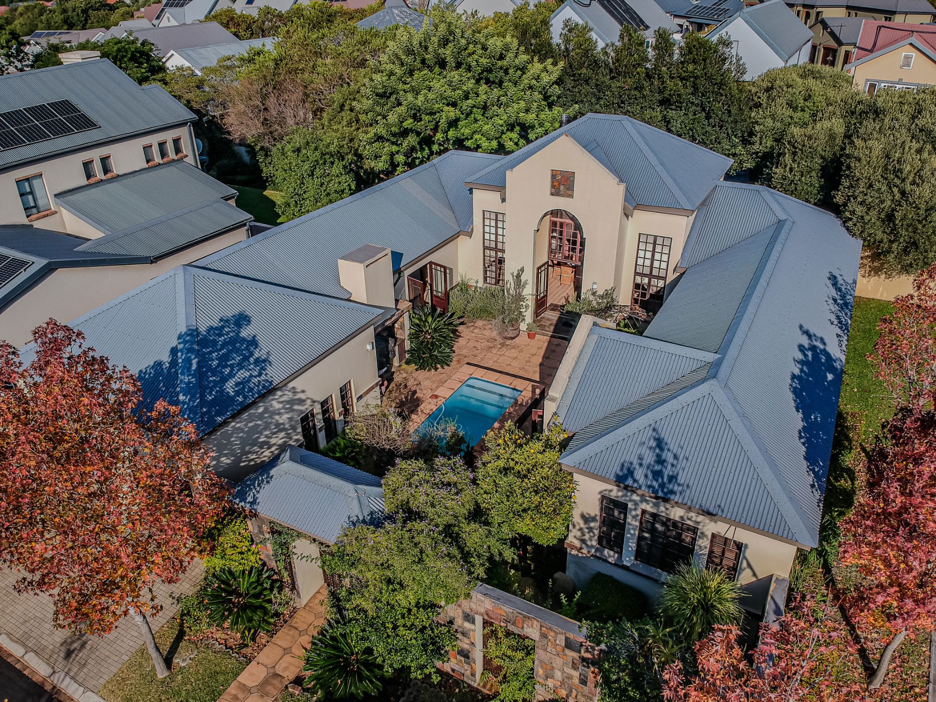 Security estate home sold in Heritage Hill Estates - CN1698736