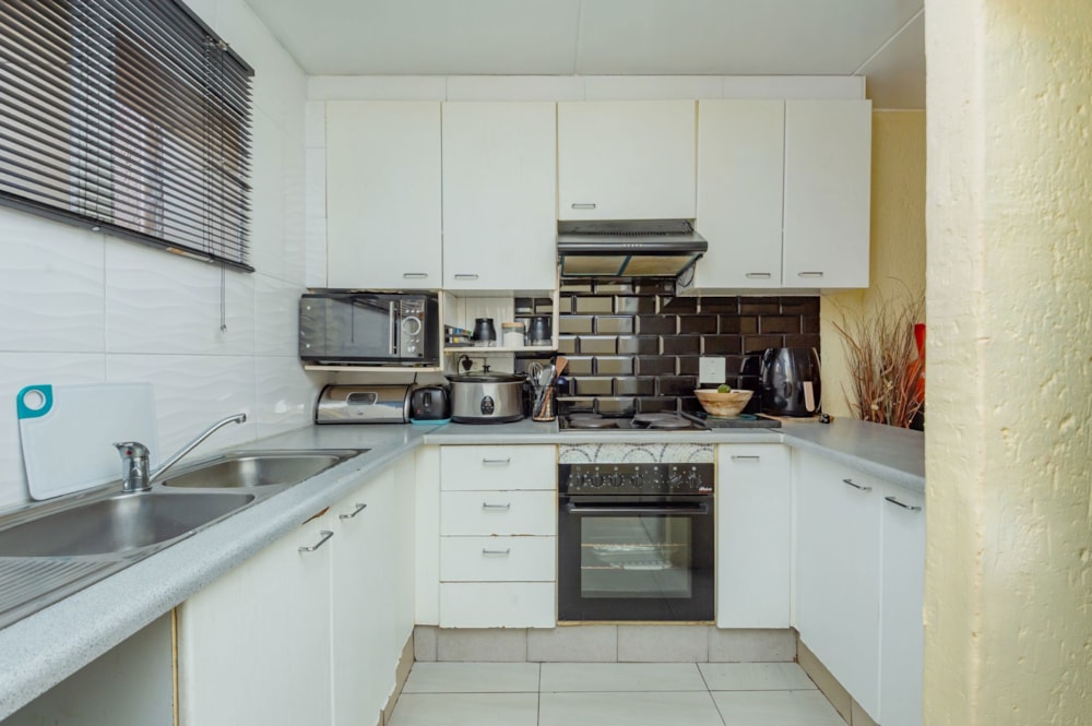 Apartment for sale in Mondeor - 1GV1698604 Apartment for sale in Mondeor - 1GV1698604