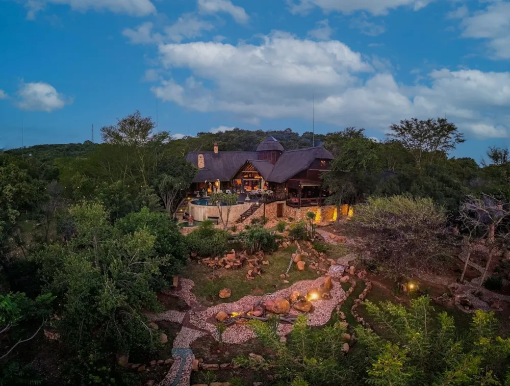 Lodge for sale in Bela Bela - 1MDM1698739