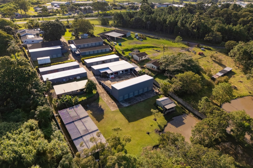 Commercial Building for sale in Uvongo - 1PSH1700018 Commercial Building for sale in Uvongo - 1PSH1700018