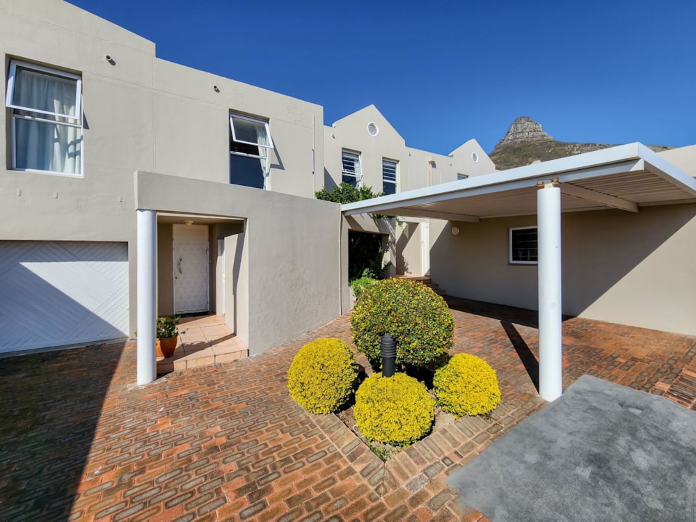 Townhouse sold in Fresnaye - AS1700836