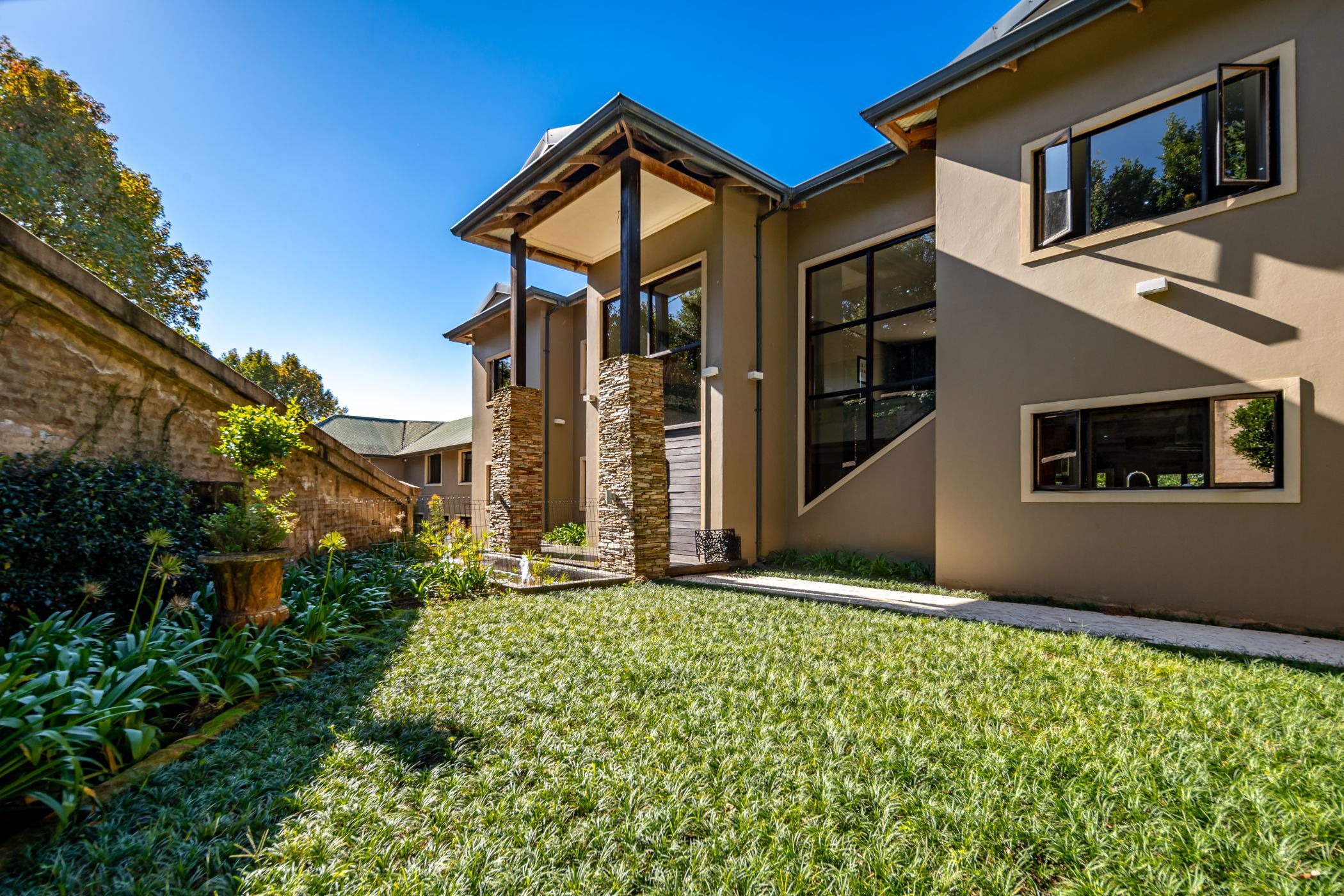 Commercial business for sale in Crestview - 1KF1699077