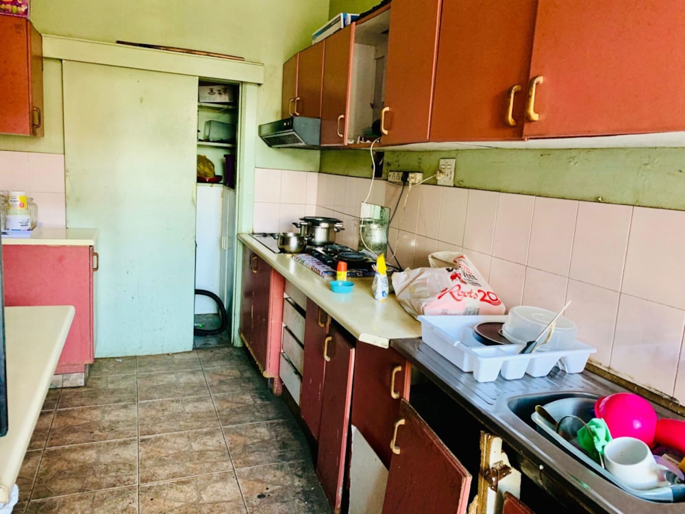 Apartment for sale in Bulwer, Durban - 1DA1702490 Apartment for sale in Bulwer, Durban - 1DA1702490