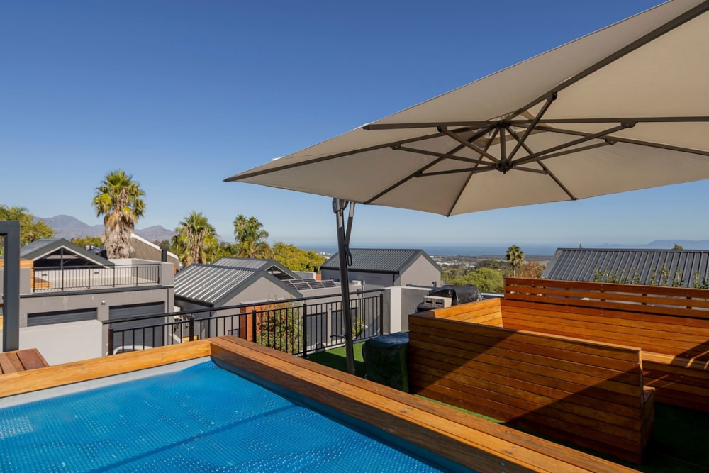 House for sale in Helena Heights - SW1699933